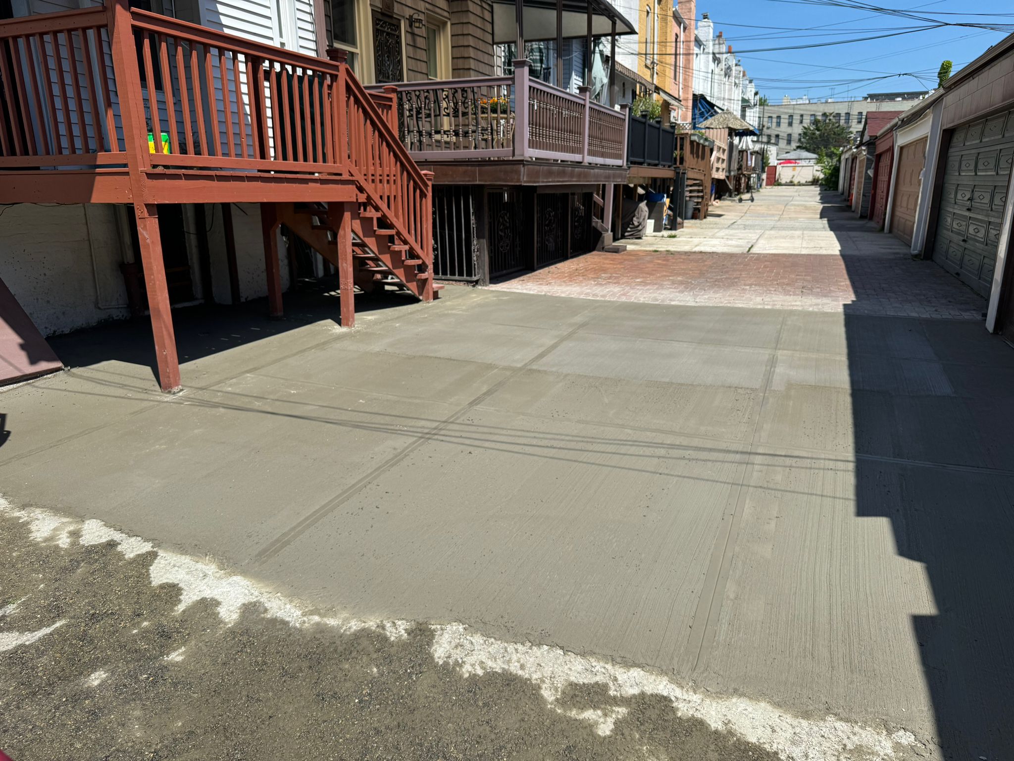 How to Pour a Concrete Sidewalk