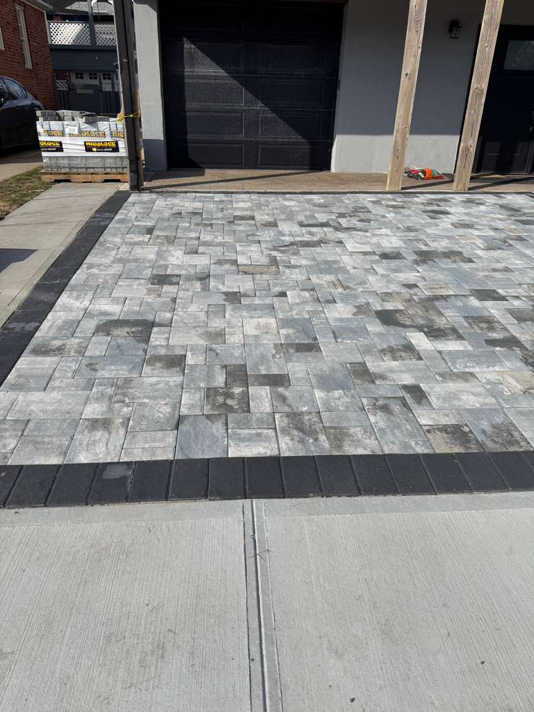 No.1 Paver Contractor in NYC providing professional paver stone installation services for driveways, patios, walkways, and outdoor spaces in Brooklyn, Queens, and Manhattan.